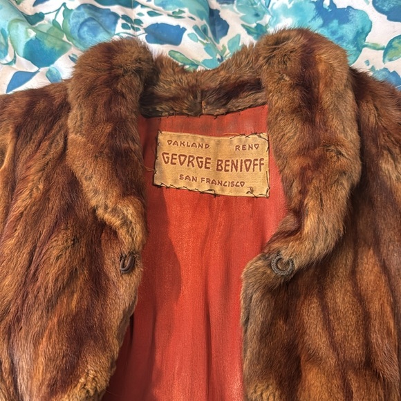 Gorgeous Brown Fur Coat GEORGE BENIOFF Oakland Reno San Francisco Sz L Shawl - Picture 3 of 12